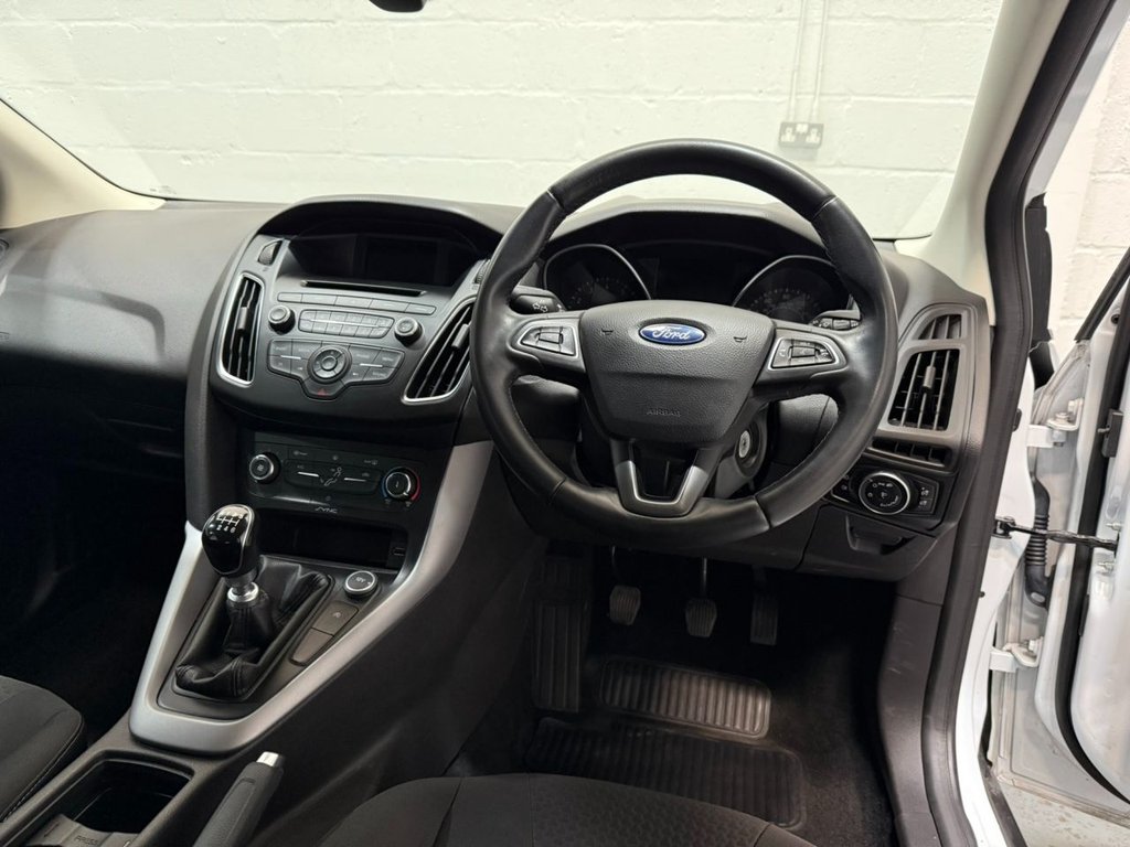 Used Ford Focus 2015 for sale - 76495918: Photo 12