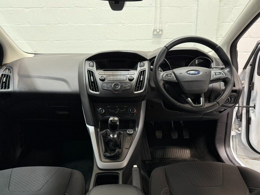 Used Ford Focus 2015 for sale - 76495918: Photo 14