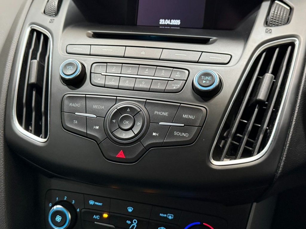 Used Ford Focus 2015 for sale - 76495918: Photo 18