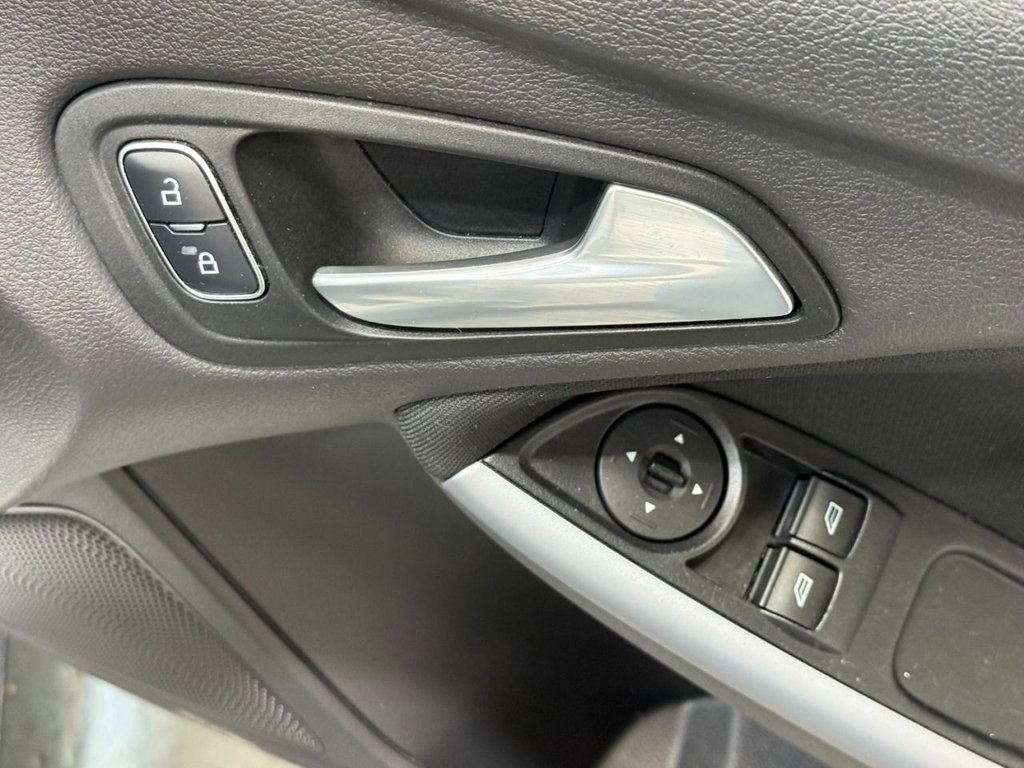 Used Ford Focus 2015 for sale - 76495918: Photo 27