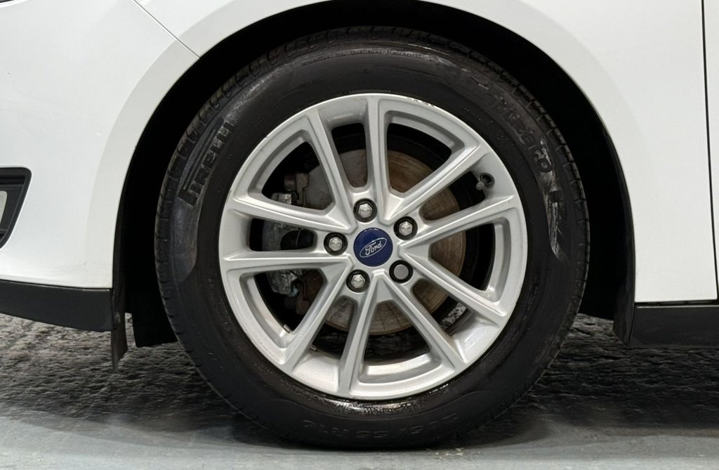 Used Ford Focus 2015 for sale - 76495918: Photo 34