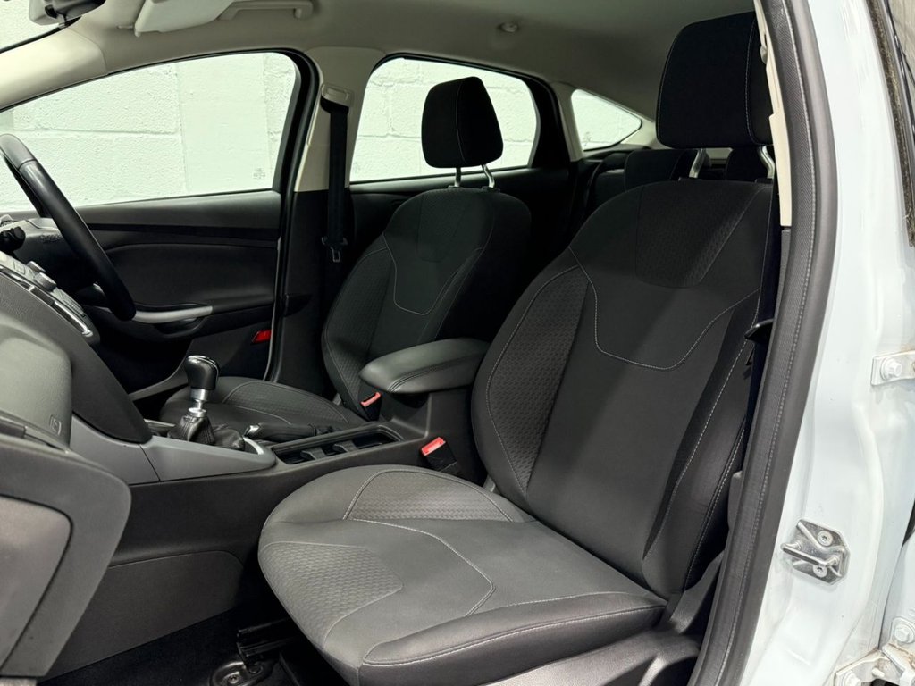 Used Ford Focus 2015 for sale - 76495918: Photo 38