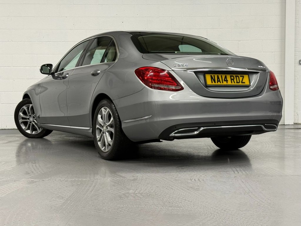 Used Mercedes-Benz C Class 2014 for sale - 76900535: Photo 28