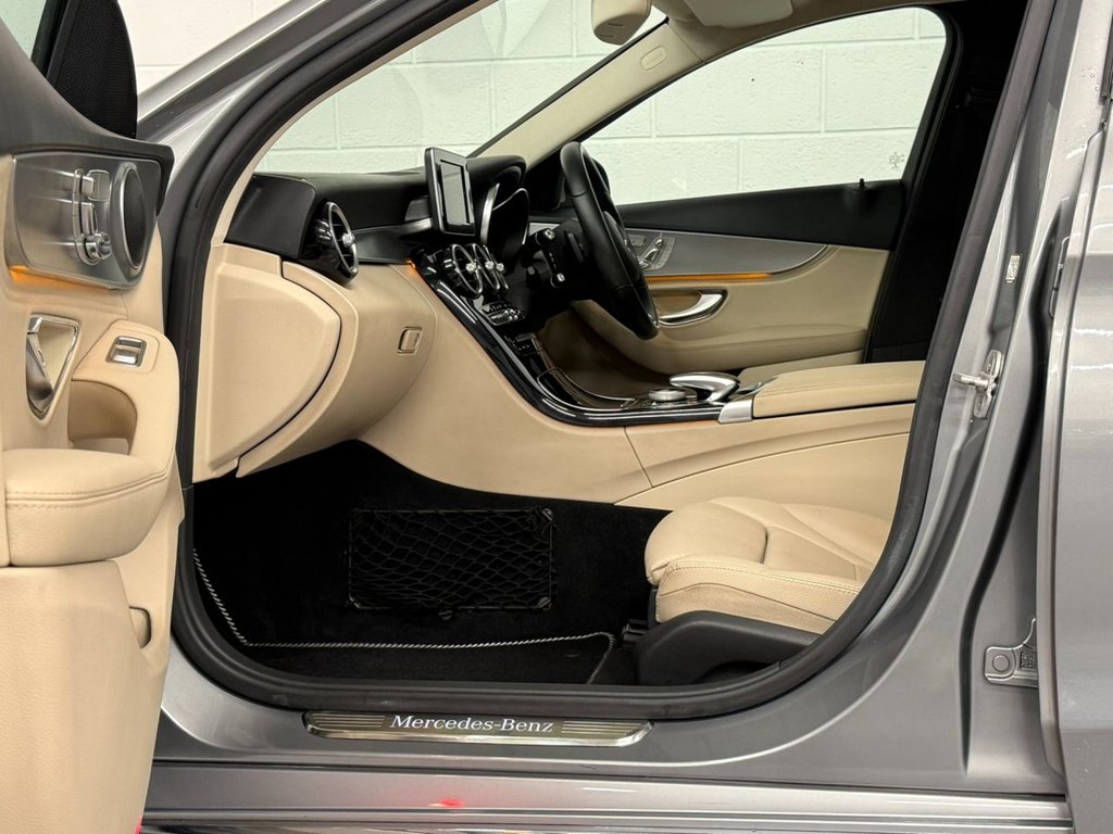 Used Mercedes-Benz C Class 2014 for sale - 76900535: Photo 35