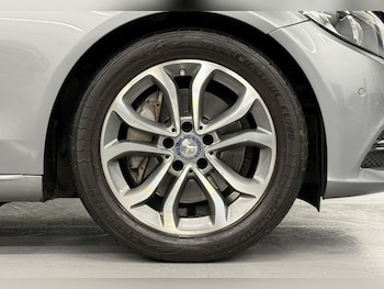 Used Mercedes-Benz C Class 2014 for sale - 76900535: Photo