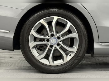 Used Mercedes-Benz C Class 2014 for sale - 76900535: Photo