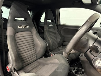 Used Abarth 595 2019 for sale - 78349496: Photo