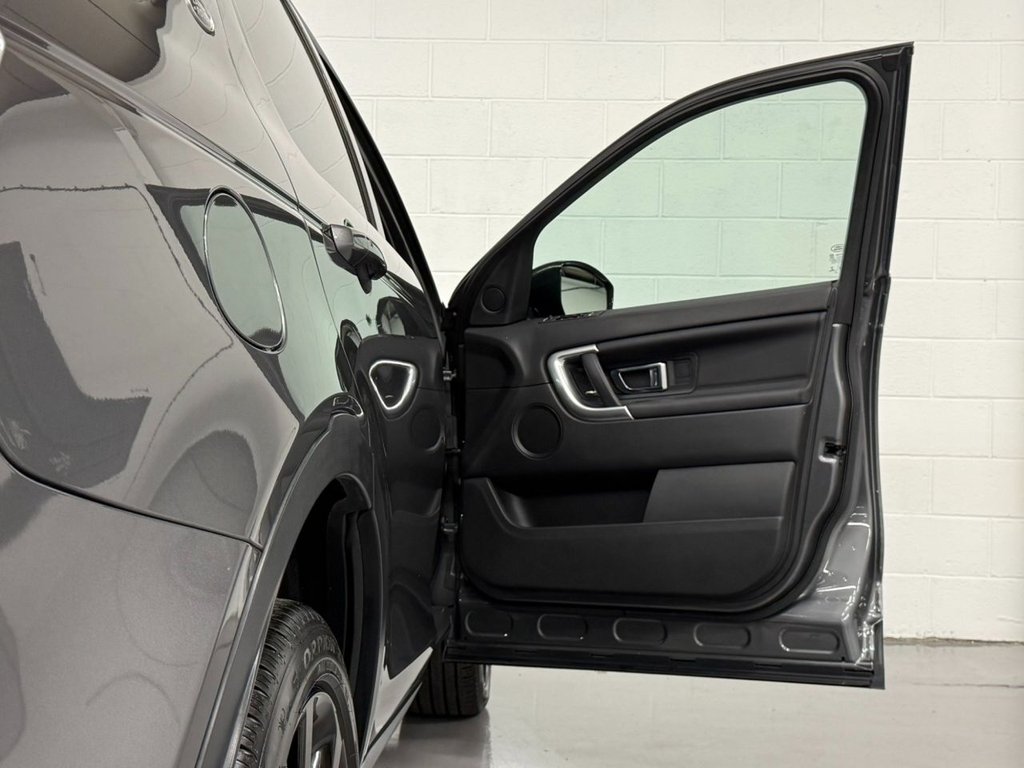 Used Land Rover Discovery Sport 2018 for sale - 77464346: Photo 23