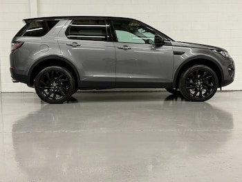 Used Land Rover Discovery Sport 2018 for sale - 77464346: Photo