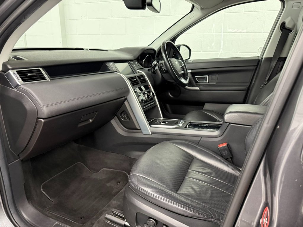 Used Land Rover Discovery Sport 2018 for sale - 77464346: Photo 32