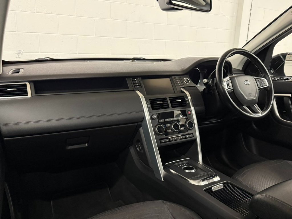 Used Land Rover Discovery Sport 2018 for sale - 77464346: Photo 45