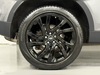 Used Land Rover Discovery Sport 2018 for sale - 77464346: Photo