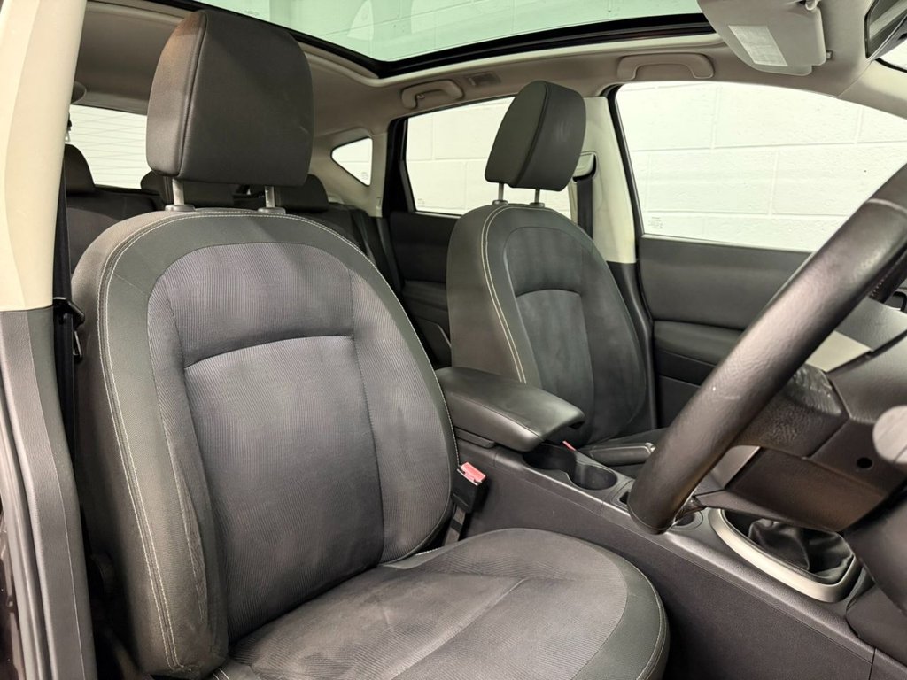 Used Nissan Qashqai 2011 for sale - 77891138: Photo 5