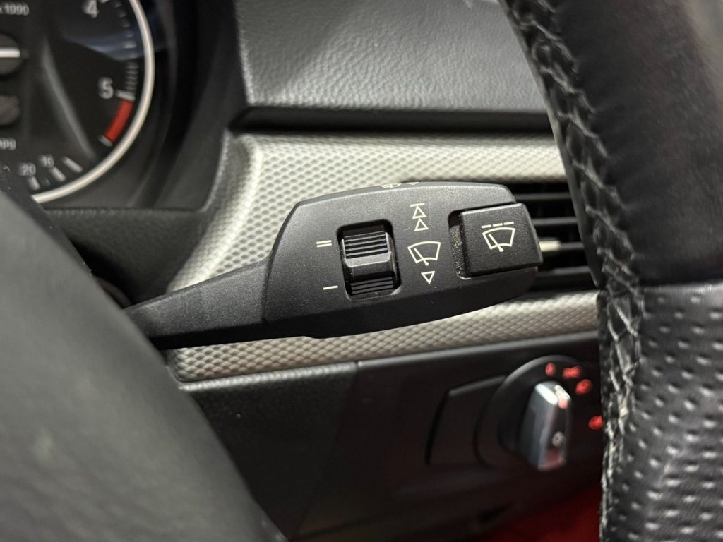 Used BMW 3 Series 2010 for sale - 76267116: Photo 24