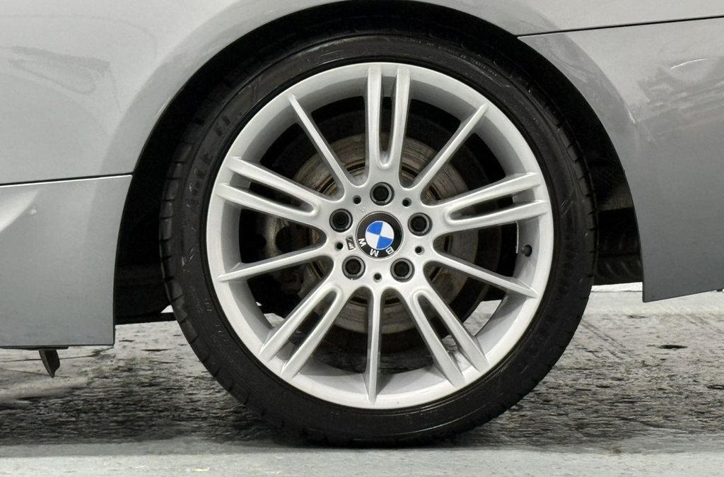 Used BMW 3 Series 2010 for sale - 76267116: Photo 33