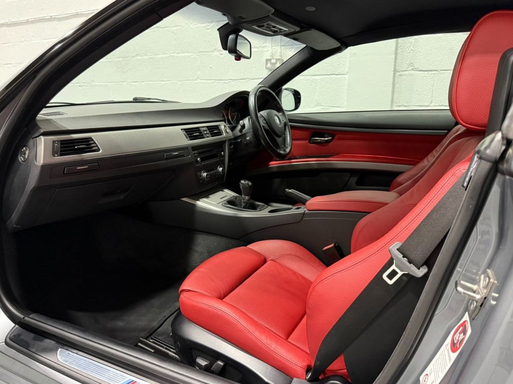 Used BMW 3 Series 2010 for sale - 76267116: Photo 35