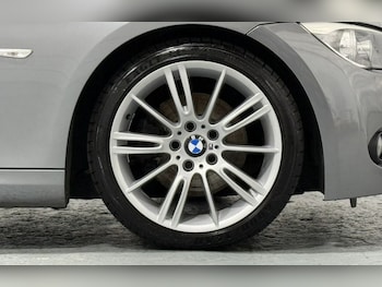 Used BMW 3 Series 2010 for sale - 76267116: Photo