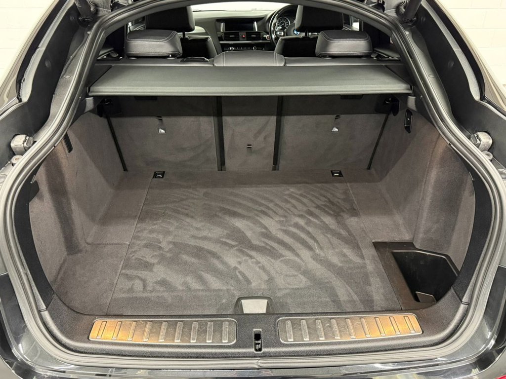 Used BMW X4 2016 for sale - 76868016: Photo 10