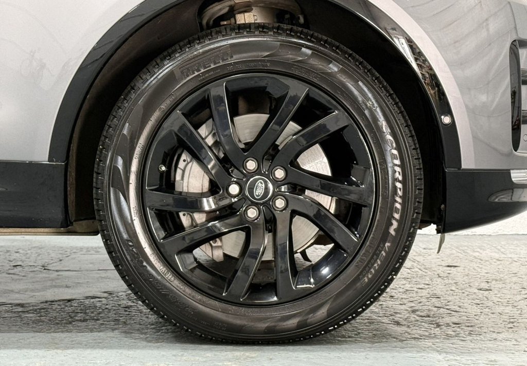 Used Land Rover Discovery 2020 for sale - 76106234: Photo 3
