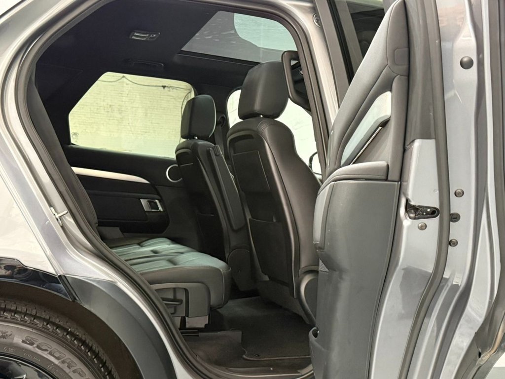 Used Land Rover Discovery 2020 for sale - 76106234: Photo 31