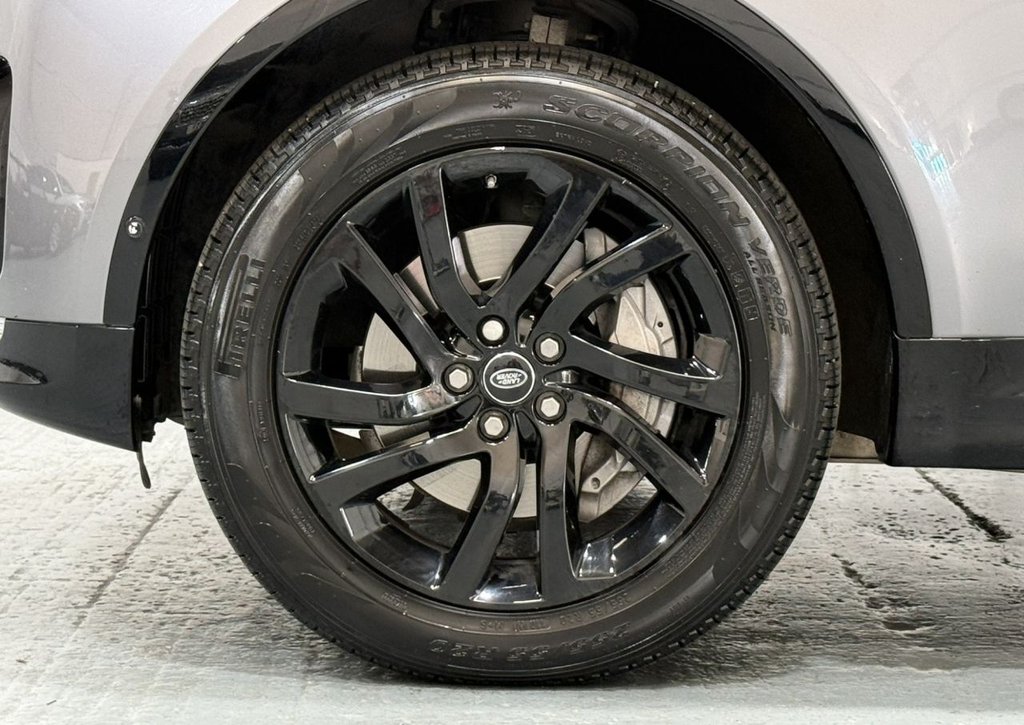 Used Land Rover Discovery 2020 for sale - 76106234: Photo 34