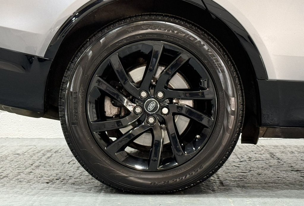 Used Land Rover Discovery 2020 for sale - 76106234: Photo 4