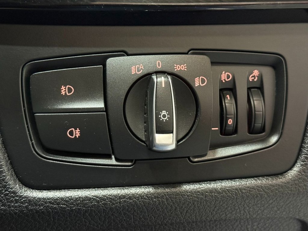 Used BMW 3 Series 2012 for sale - 76132861: Photo 27