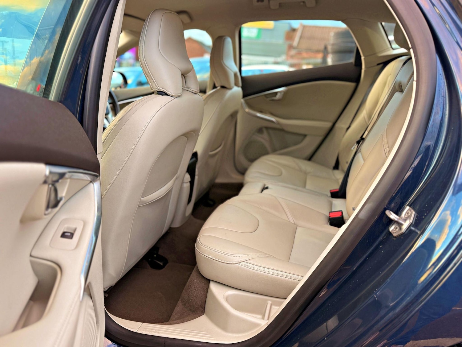 Used Volvo V40 2025 for sale - 76723962: Photo 26