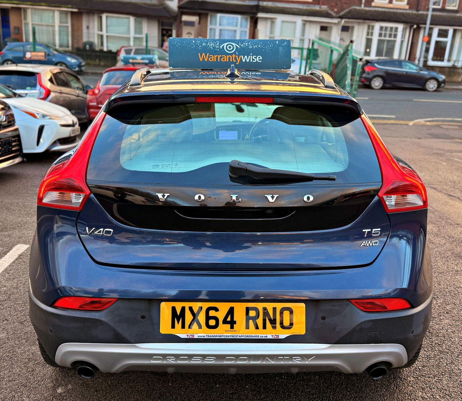 Used Volvo V40 2025 for sale - 76723962: Photo 9