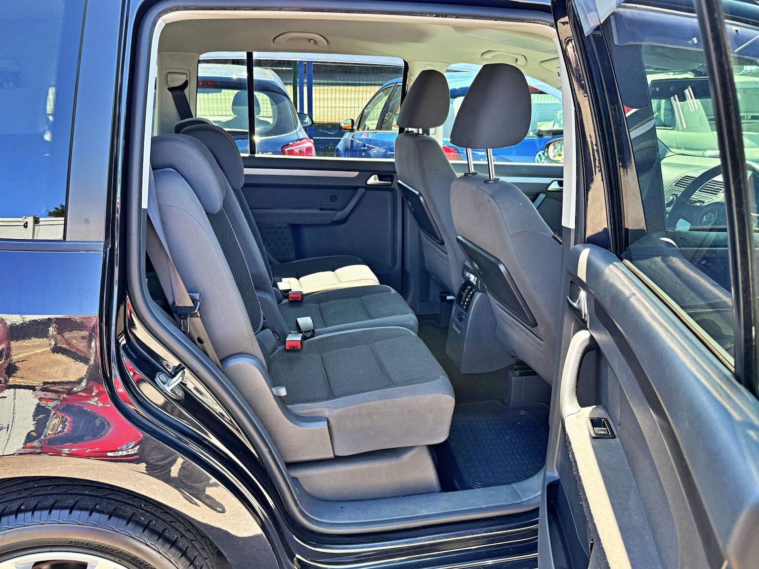 Used Volkswagen Touran 2024 for sale - 76744011: Photo 23