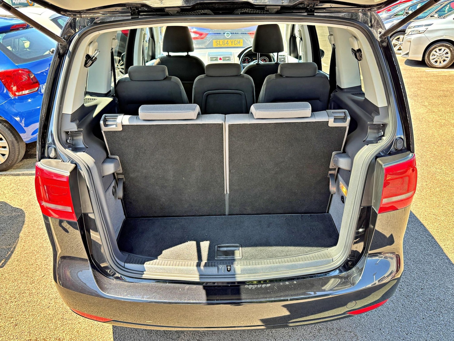 Used Volkswagen Touran 2024 for sale - 76744011: Photo 28