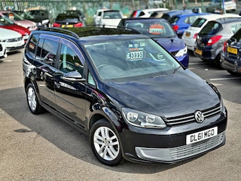 Used Volkswagen Touran undefined for sale - 76744011: Photo