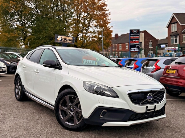 Used Volvo V40 for sale - 76312685: Photo 1