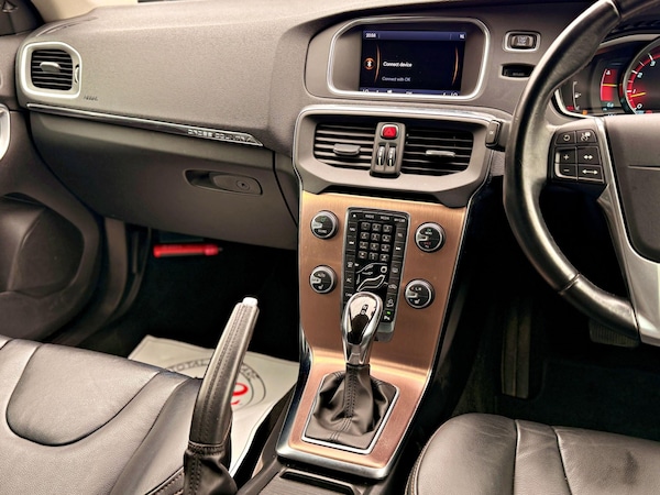 Used Volvo V40 for sale - 76312685: Photo 21