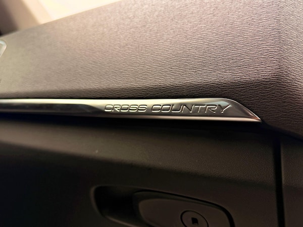 Used Volvo V40 for sale - 76312685: Photo 25