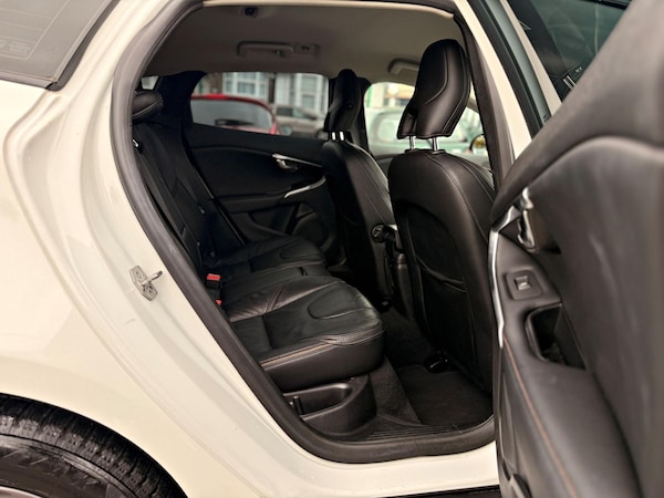 Used Volvo V40 for sale - 76312685: Photo 27