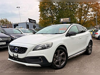 Used Volvo V40 for sale - 76312685: Photo 2