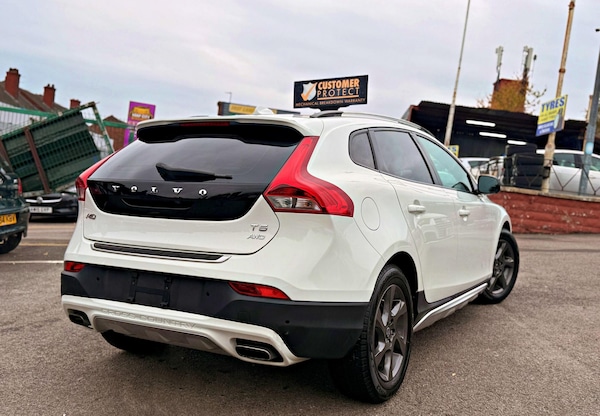Used Volvo V40 for sale - 76312685: Photo 4