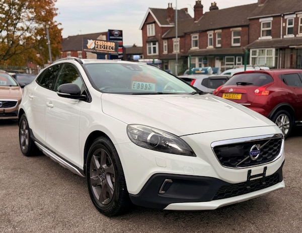 Used Volvo V40 for sale - 76312685: Photo 8