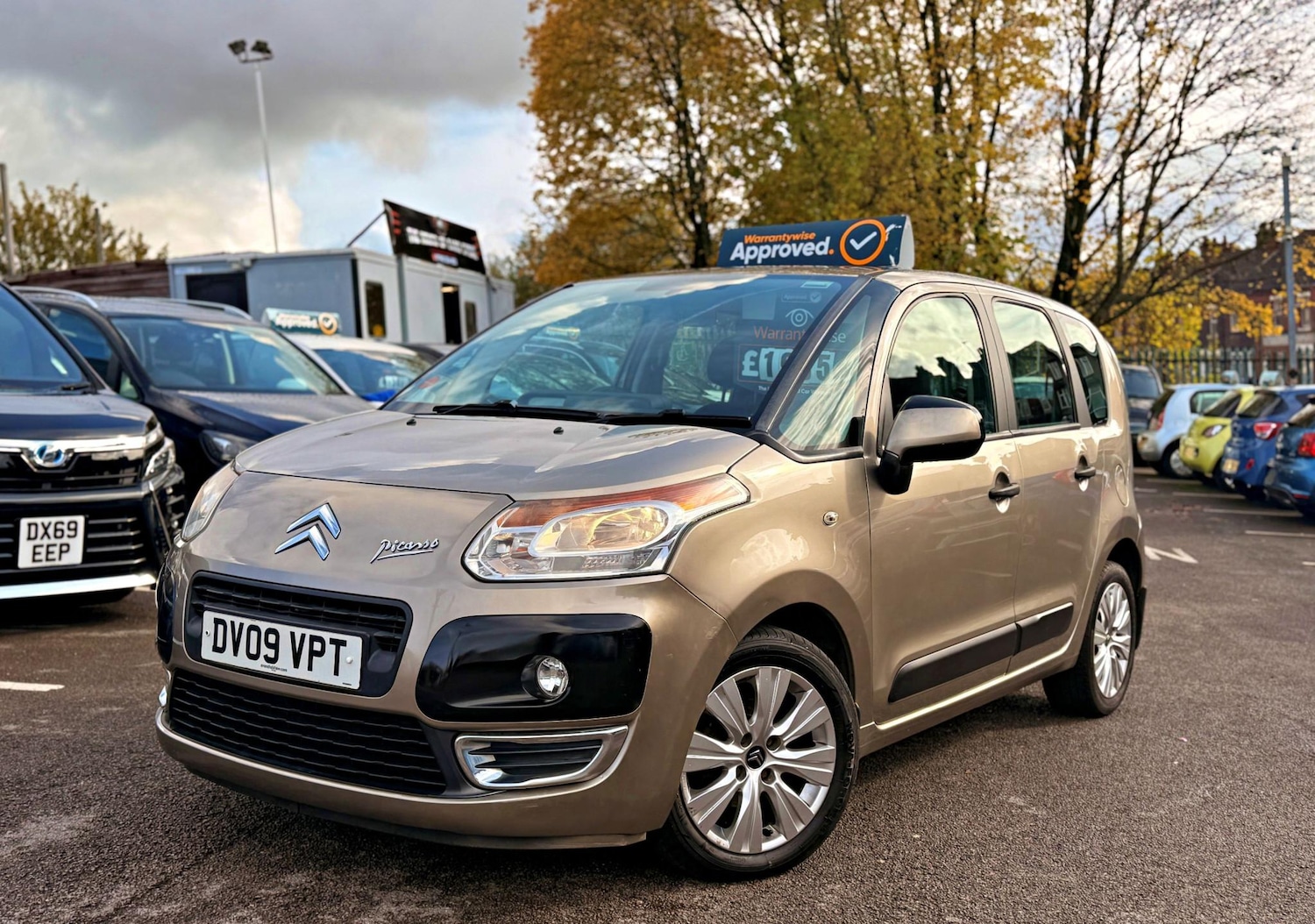 Used Citroen C3 Picasso 2009 for sale - 76405506: Photo 2