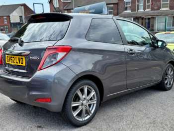 Used Toyota Yaris 2012 for sale - 74968115: Photo