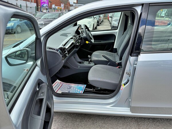 Used Volkswagen up! for sale - 75067074: Photo 22