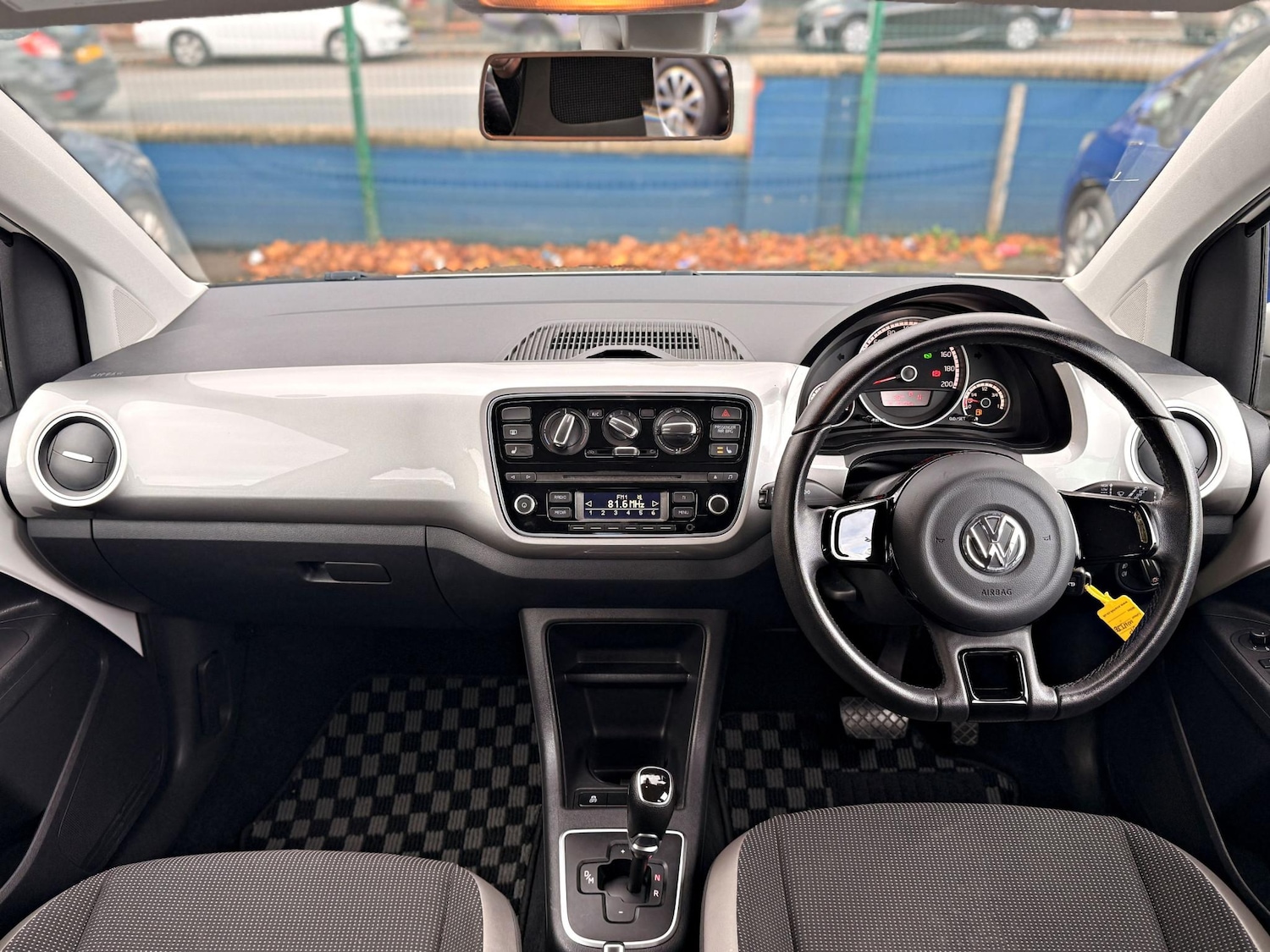 Used Volkswagen up! for sale - 76438721: Photo 11