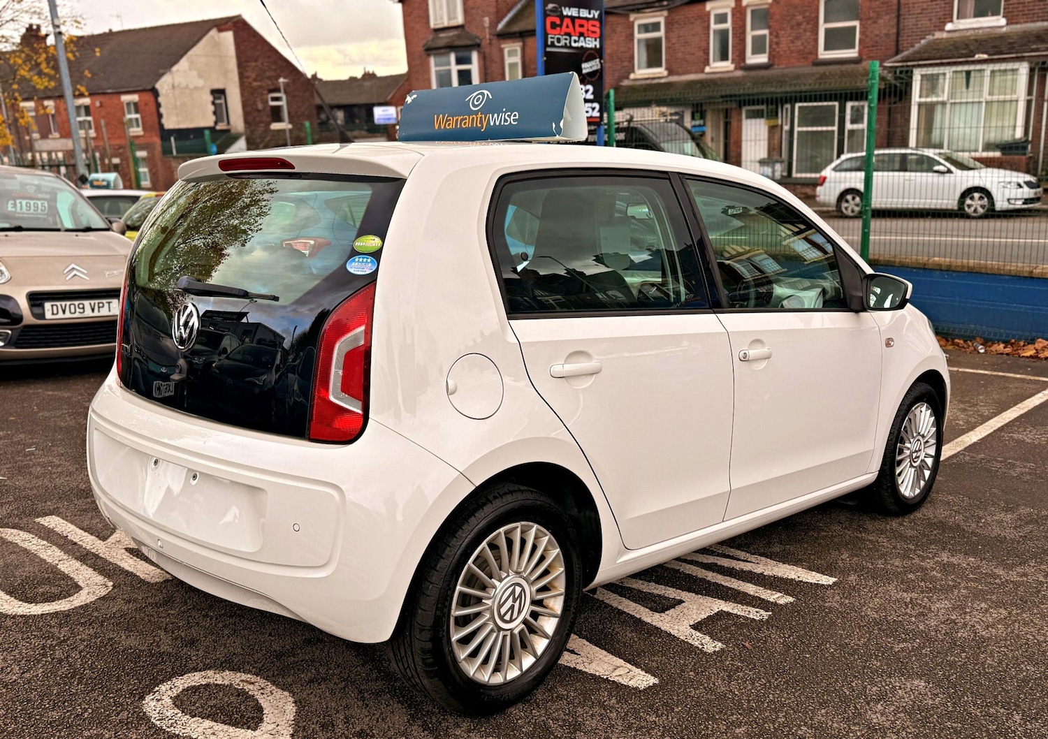 Used Volkswagen up! for sale - 76438721: Photo 8