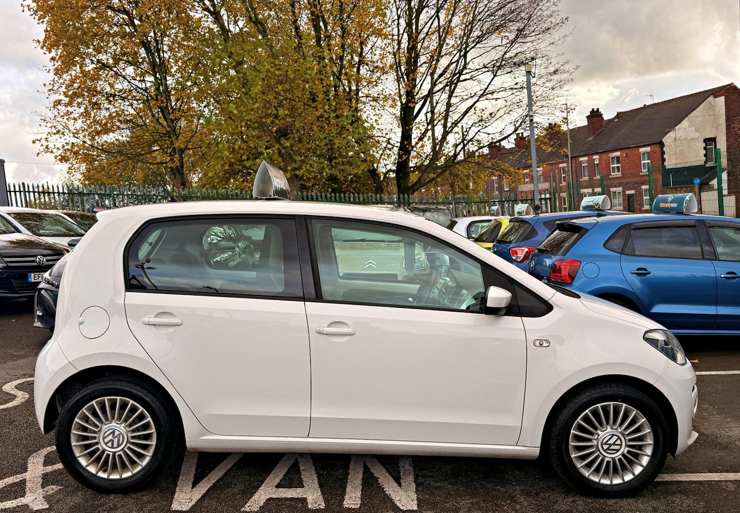 Used Volkswagen up! for sale - 76438721: Photo 9