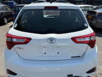 Used Toyota Vitz  for sale - 74941875: Photo