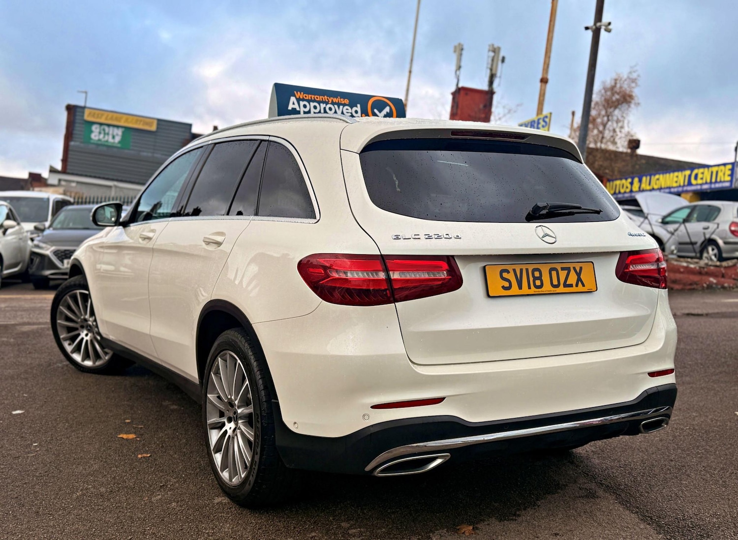 Used Mercedes-Benz GLC 2018 for sale - 76519813: Photo 2