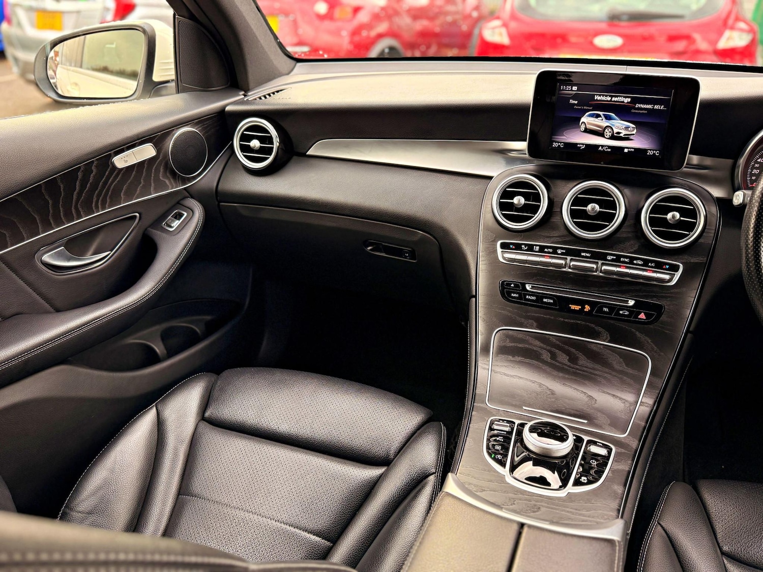 Used Mercedes-Benz GLC 2018 for sale - 76519813: Photo 26