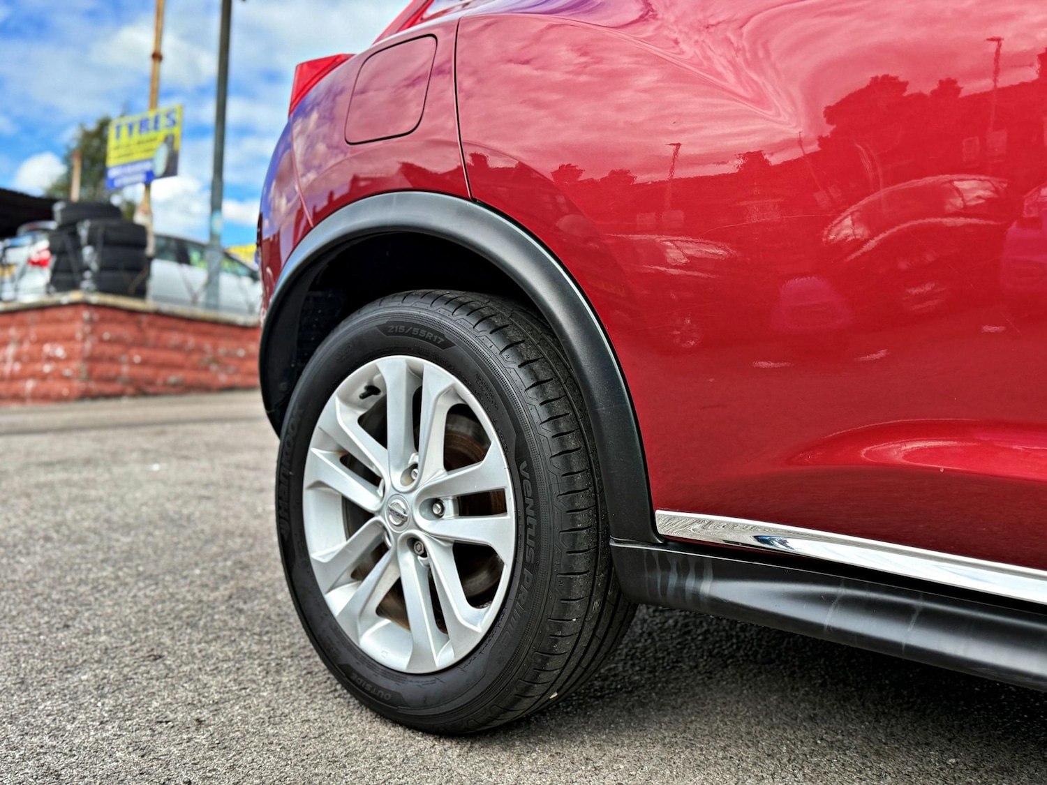 Used Nissan Juke 2011 for sale - 76061482: Photo 12