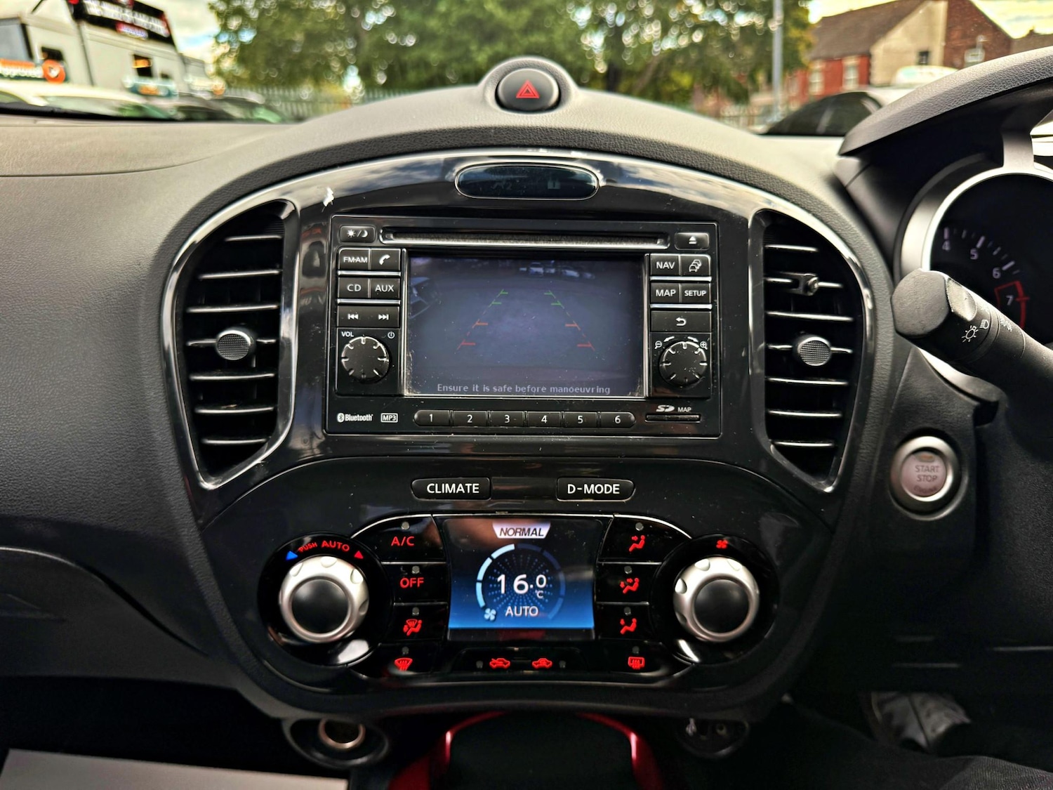 Used Nissan Juke 2011 for sale - 76061482: Photo 23